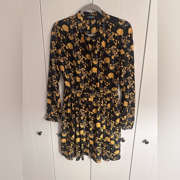 Thakoon Black & Yellow Floral Belted Shirt Dress | Size 4 - Picture 3 of 7